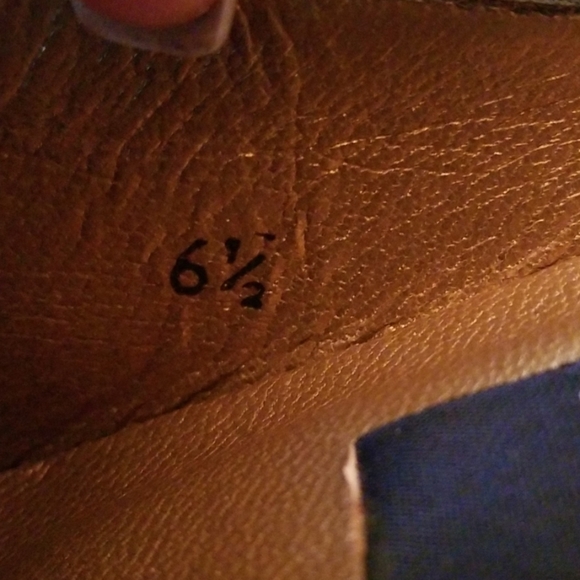 Vintage Stuart Weitzman Suede Pumps - Picture 6 of 6